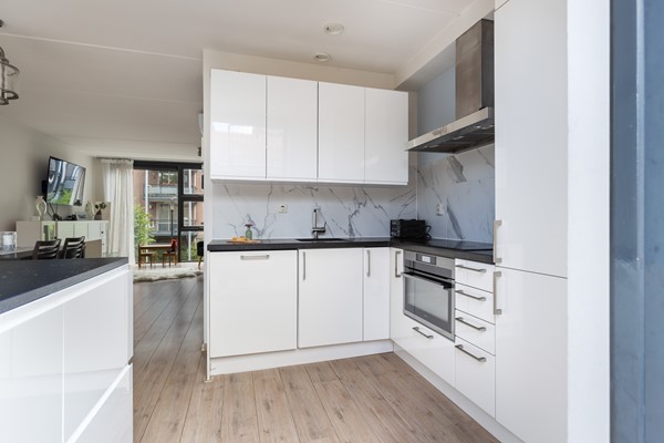 Medium property photo - Sint Jacobsplein 61, 3311 CV Dordrecht